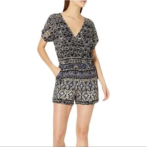 ANGIE BLACK PATTERNED DEEP V-NECK ONE-PIECE SHORTS ROMPER MEDIUM-EUC - Picture 6 of 6